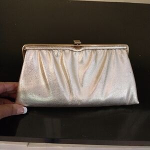 *Vintage* ANDE SILVER LAME' Metallic Clutch